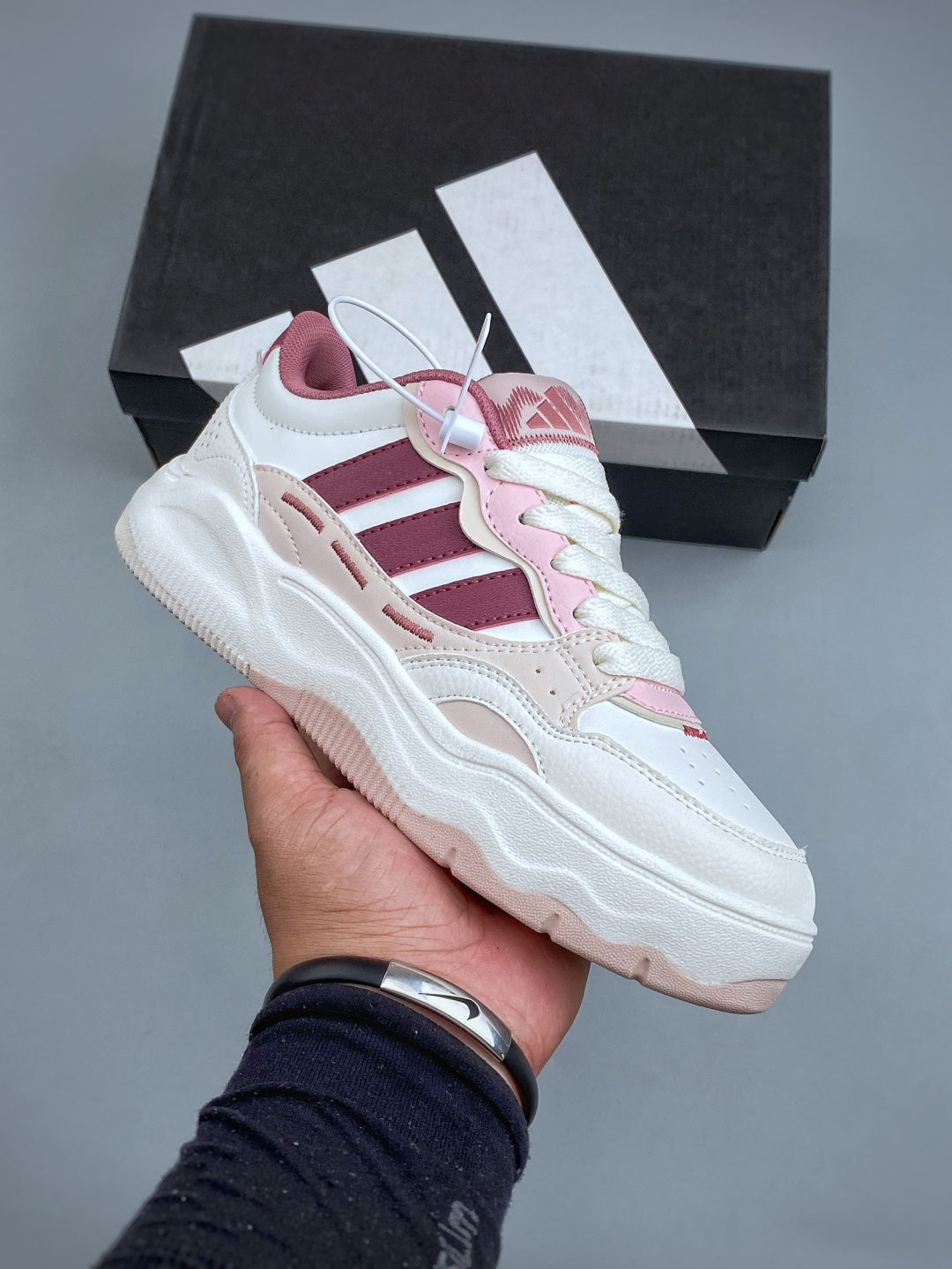 Adidas Originals Lite Shuffle - Image 1