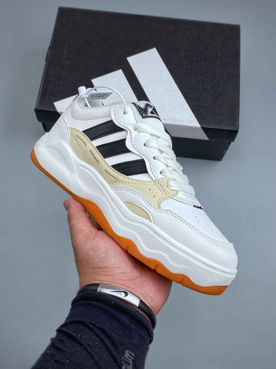 Adidas Originals Lite Shuffle - Image 1