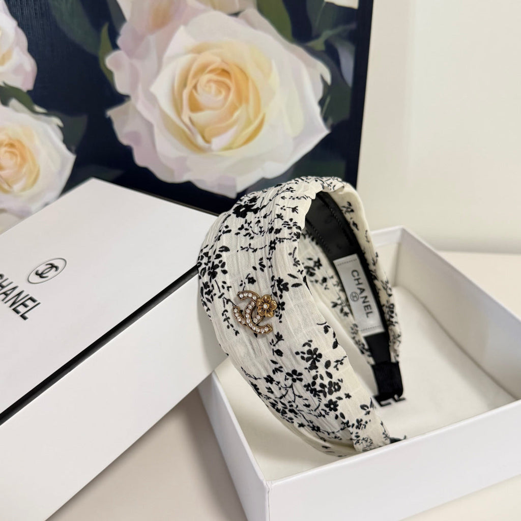 CHANEL Headband