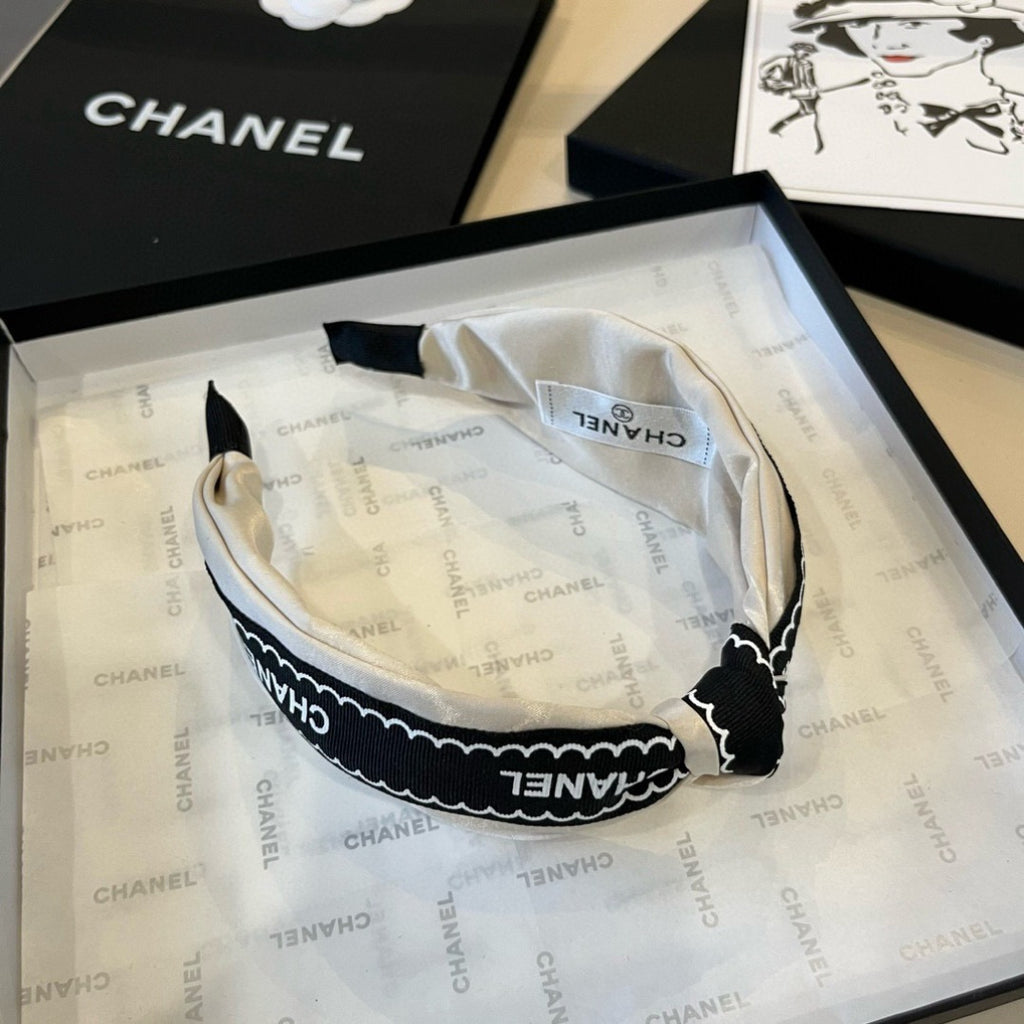 CHANEL Headband