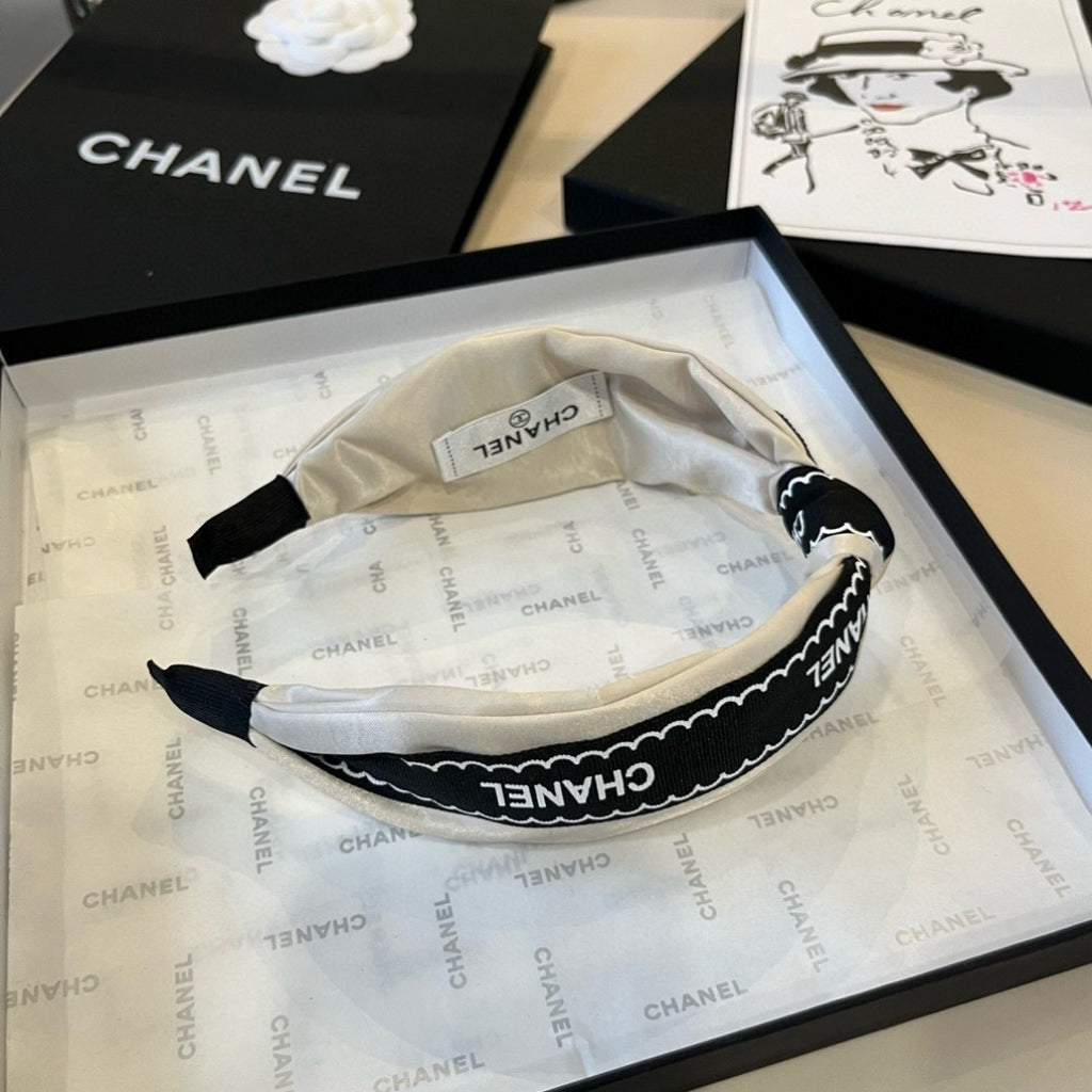 CHANEL Headband
