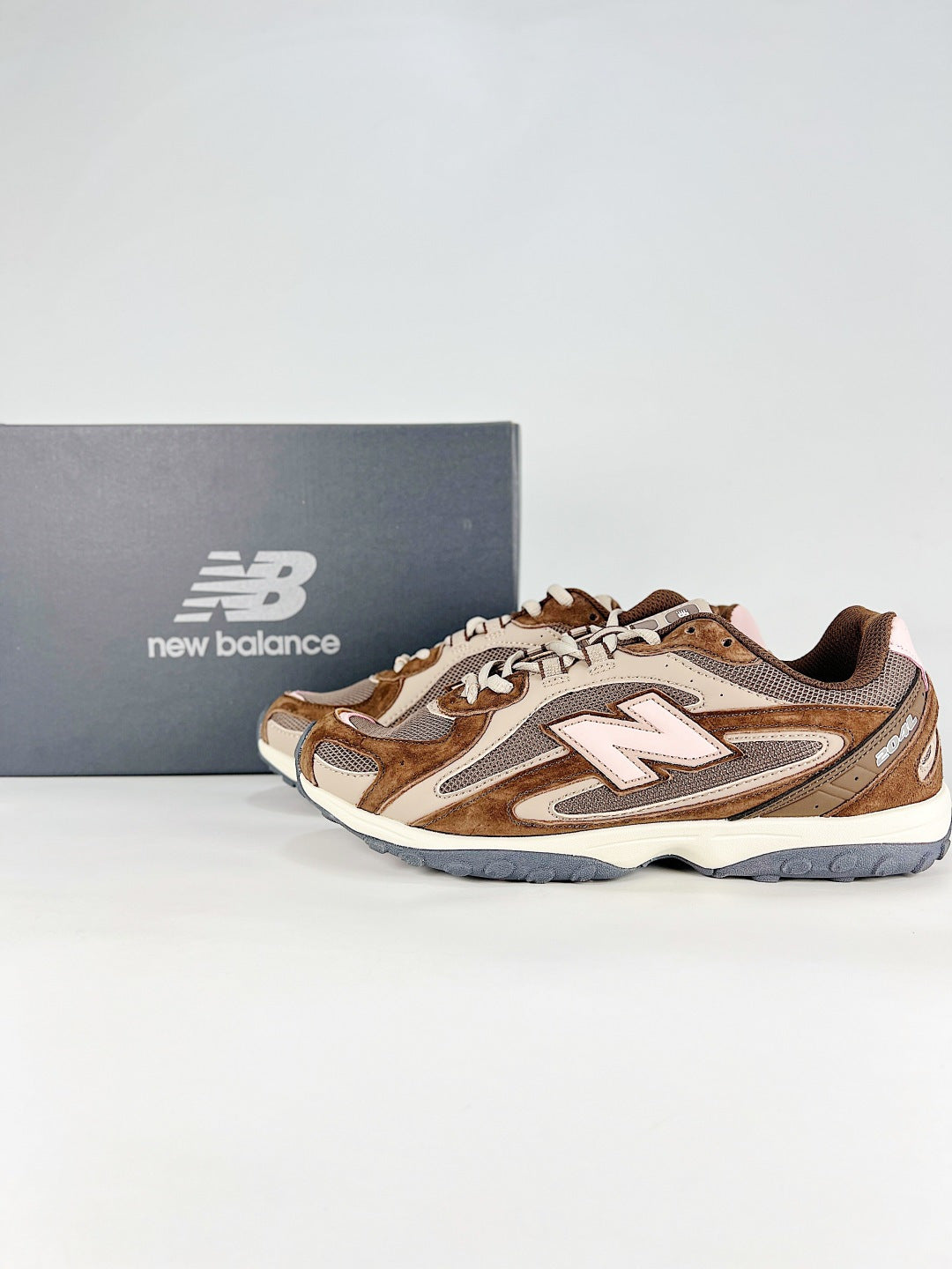 New Balance 260 - Image 1