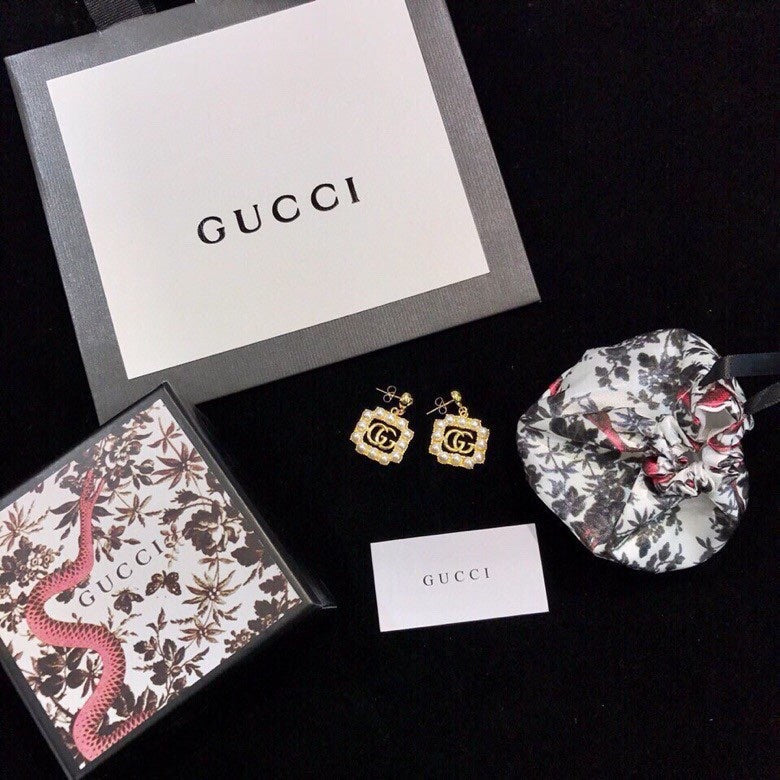 GUCCI Pearl Earrings