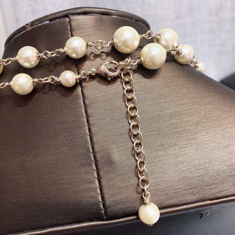 CHANEL Long Necklace