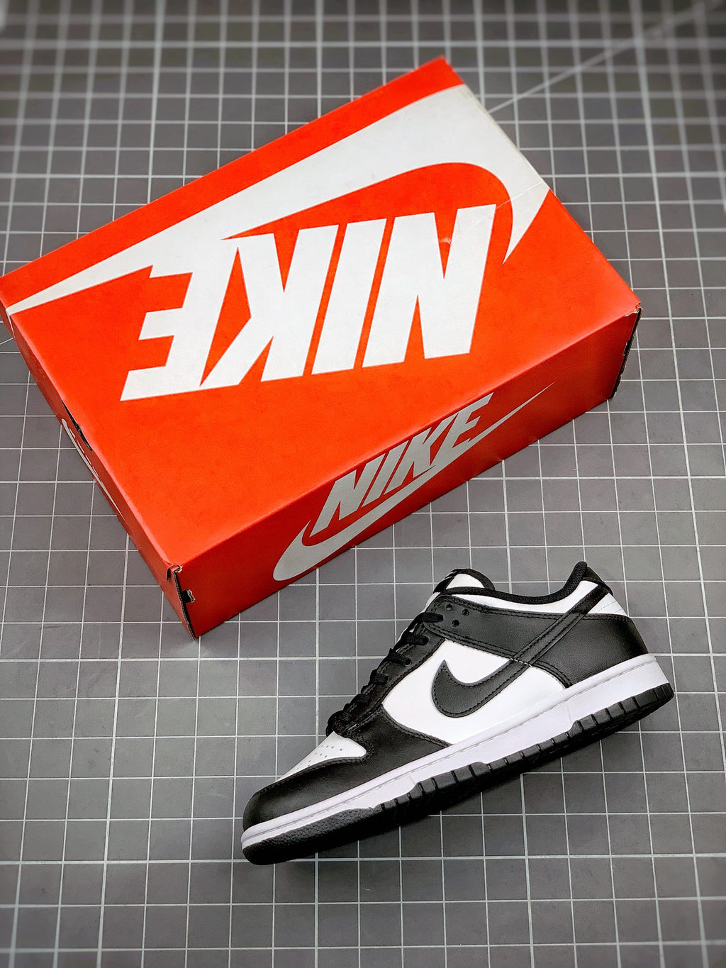 Nike Air Jordan Sneakers - Image 3
