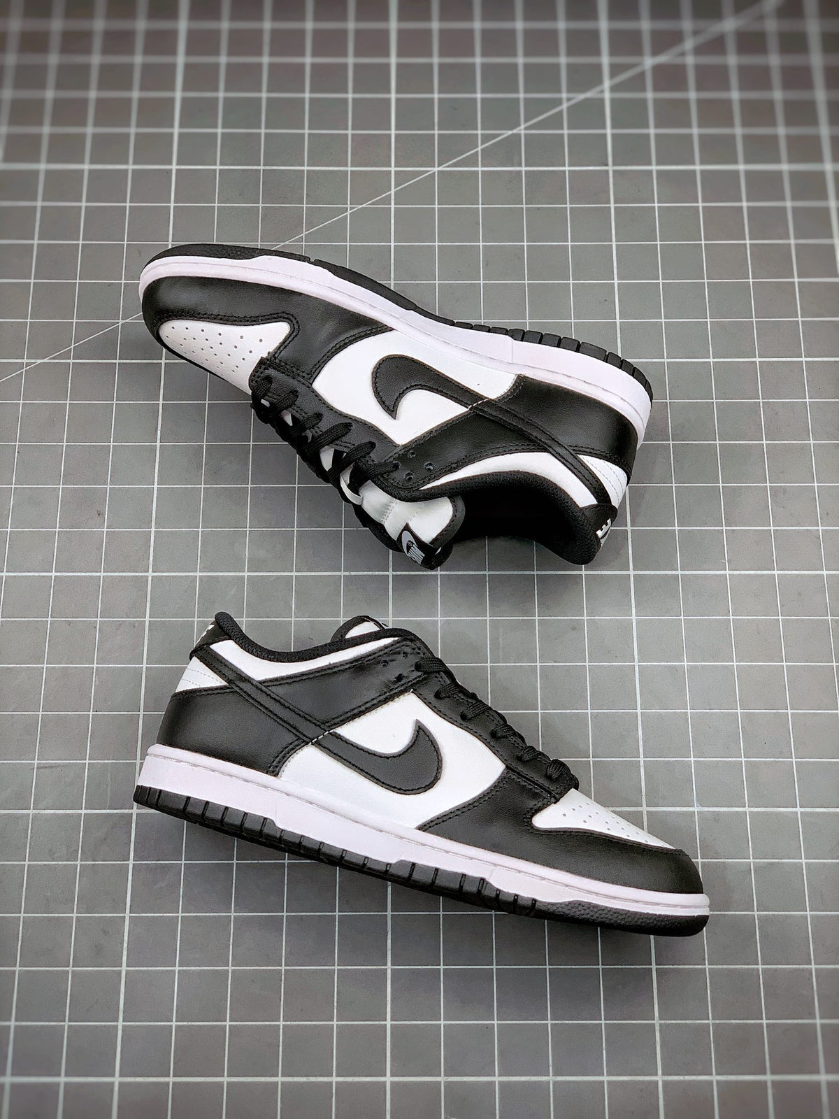 Nike Air Jordan Sneakers - Image 5