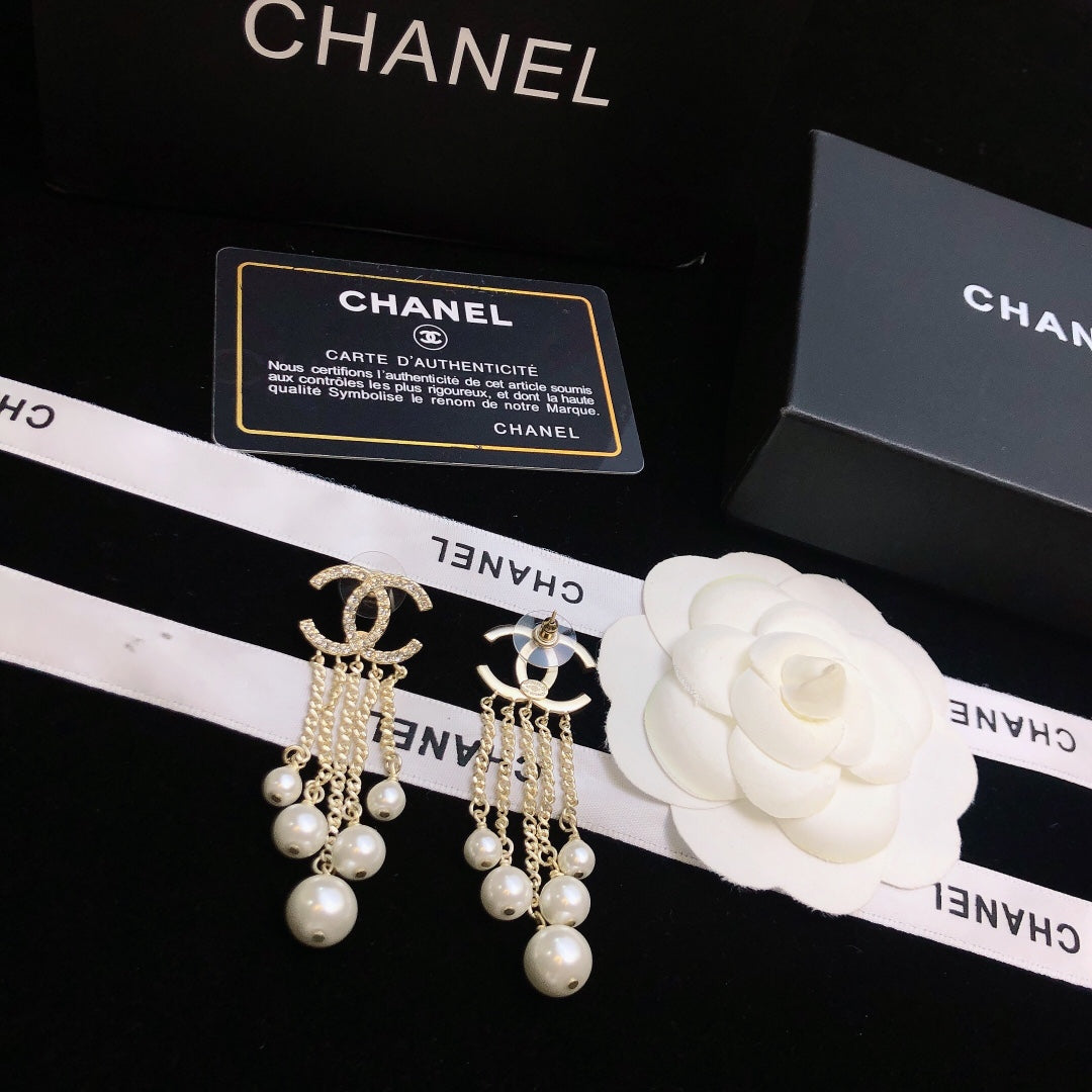 CHANEL Earrings
