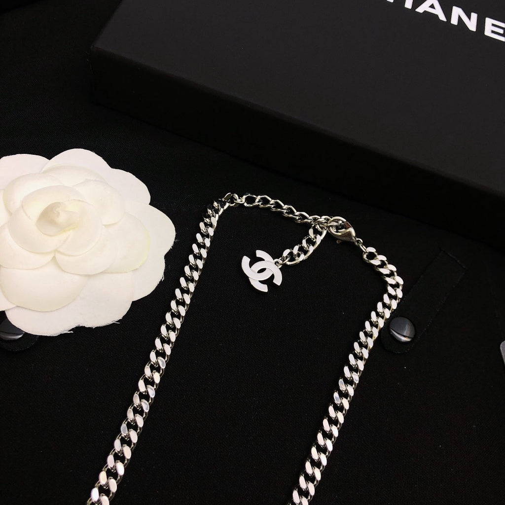 CHANEL Choker Necklace