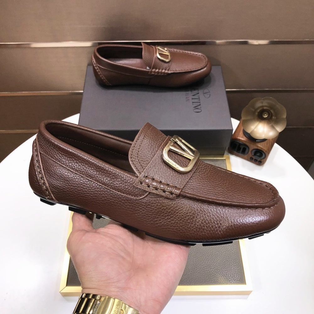 Valentino Leather Sneakers Style 432246