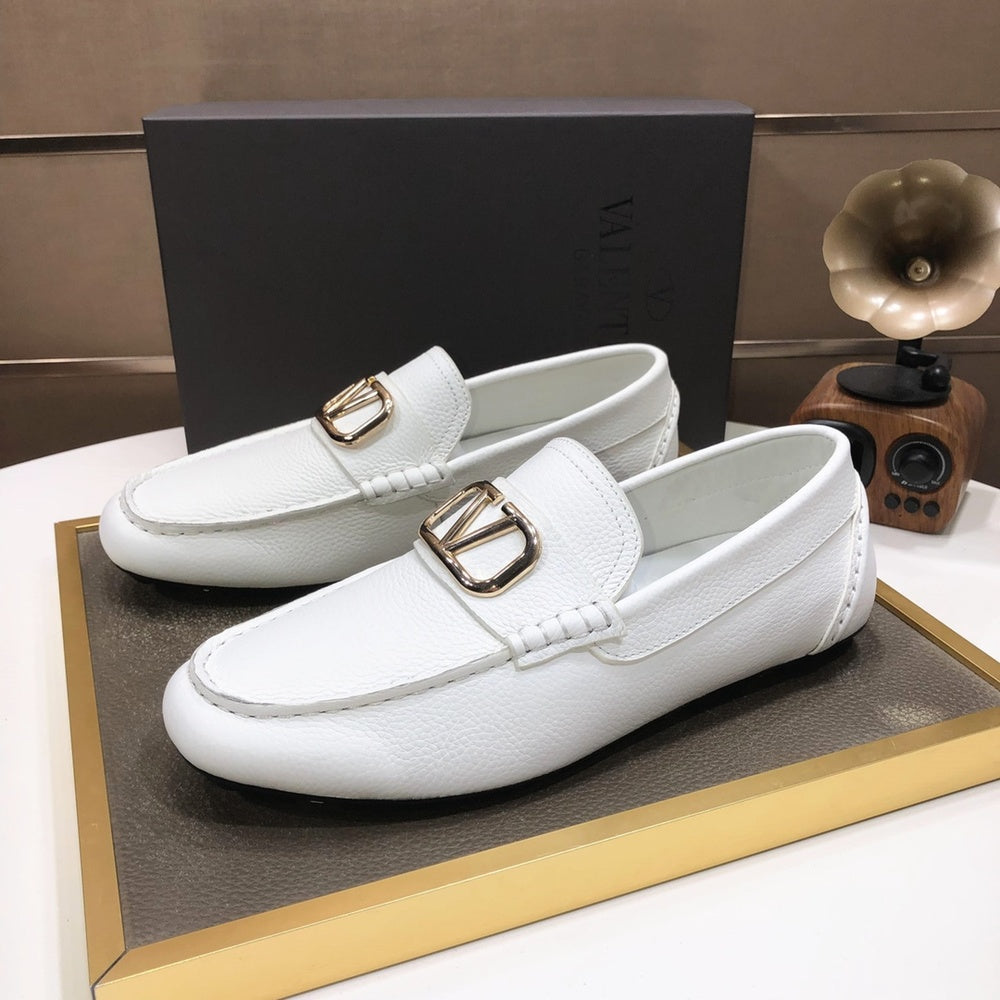 Valentino Leather Sneakers Style 432248