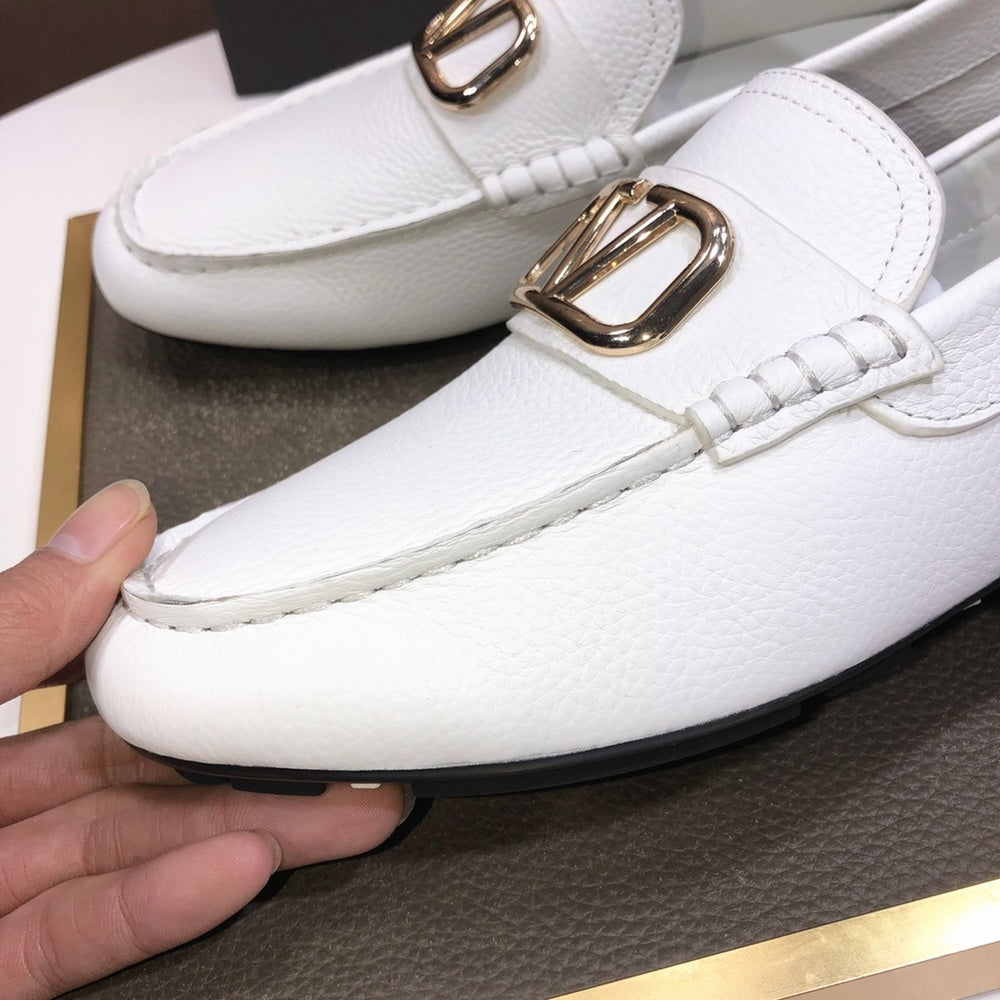 Valentino Leather Sneakers Style 432248