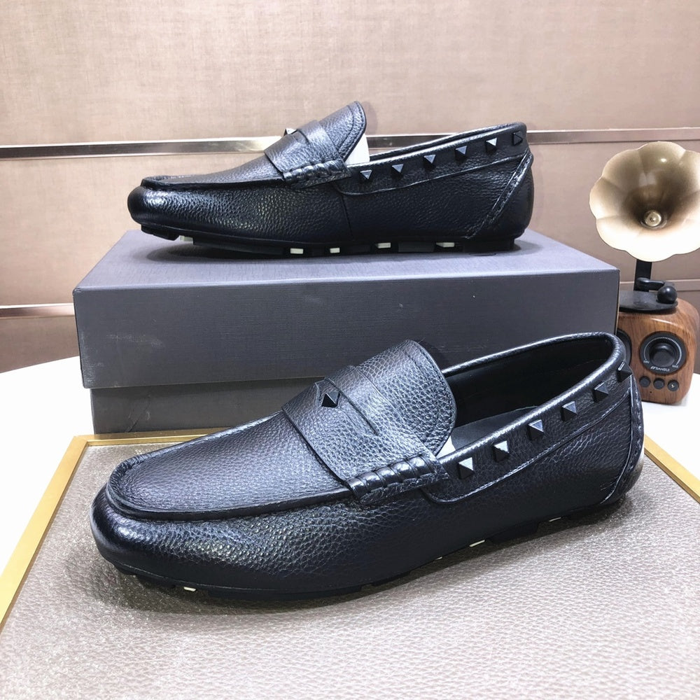 Valentino Leather Sneakers Style 432250