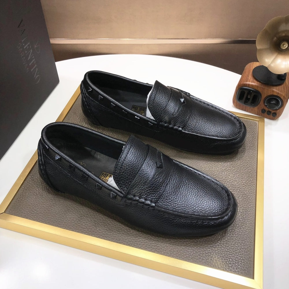 Valentino Leather Sneakers Style 432250