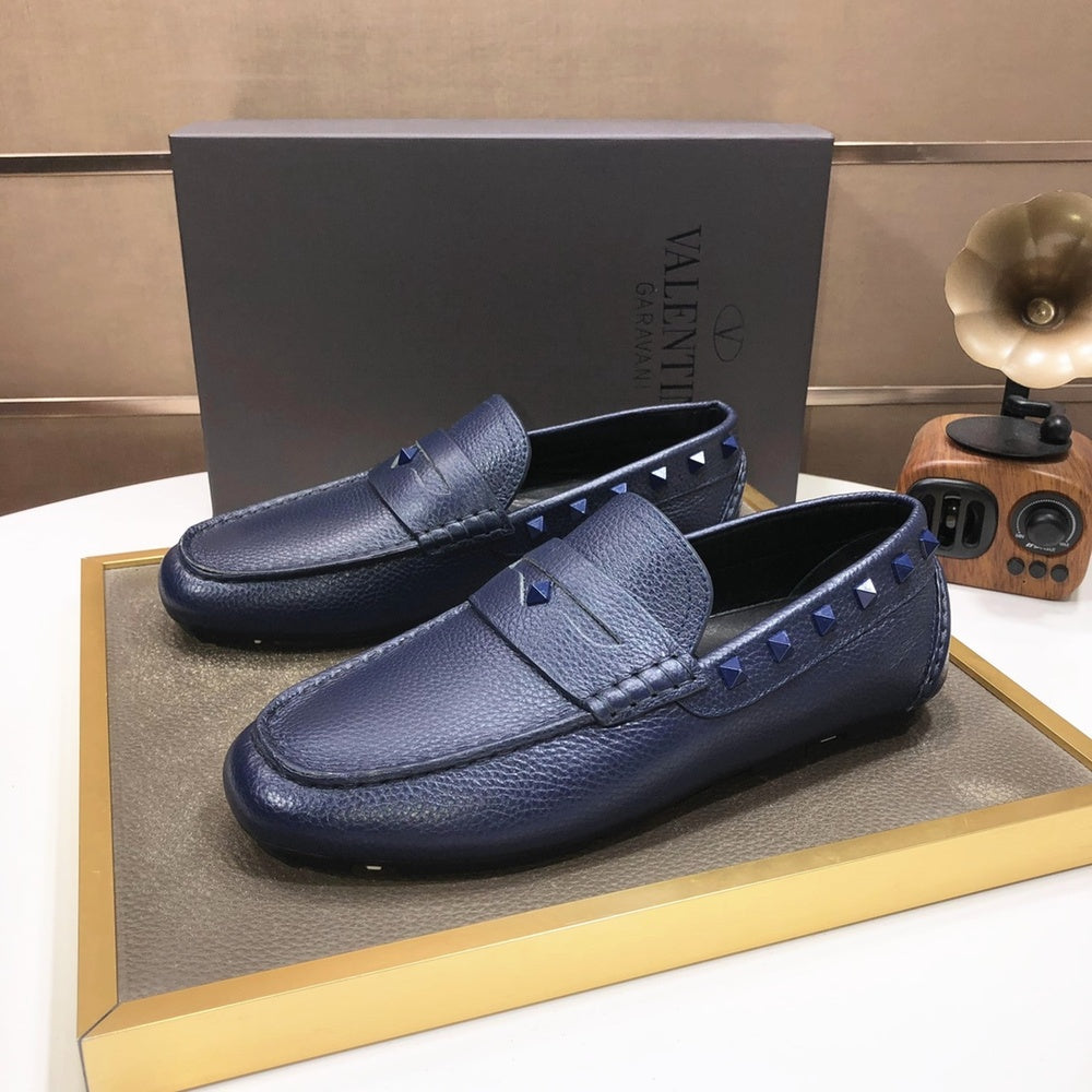 Valentino Leather Sneakers Style 432252