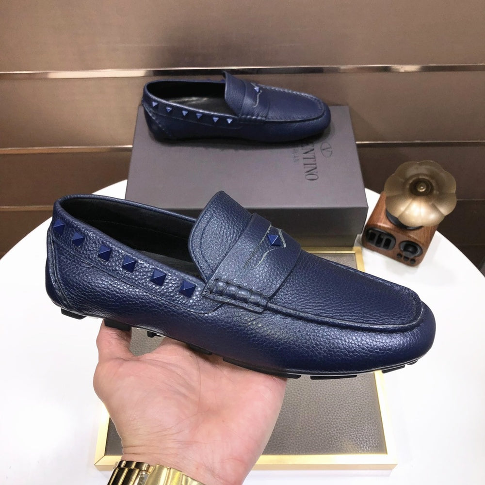 Valentino Leather Sneakers Style 432252
