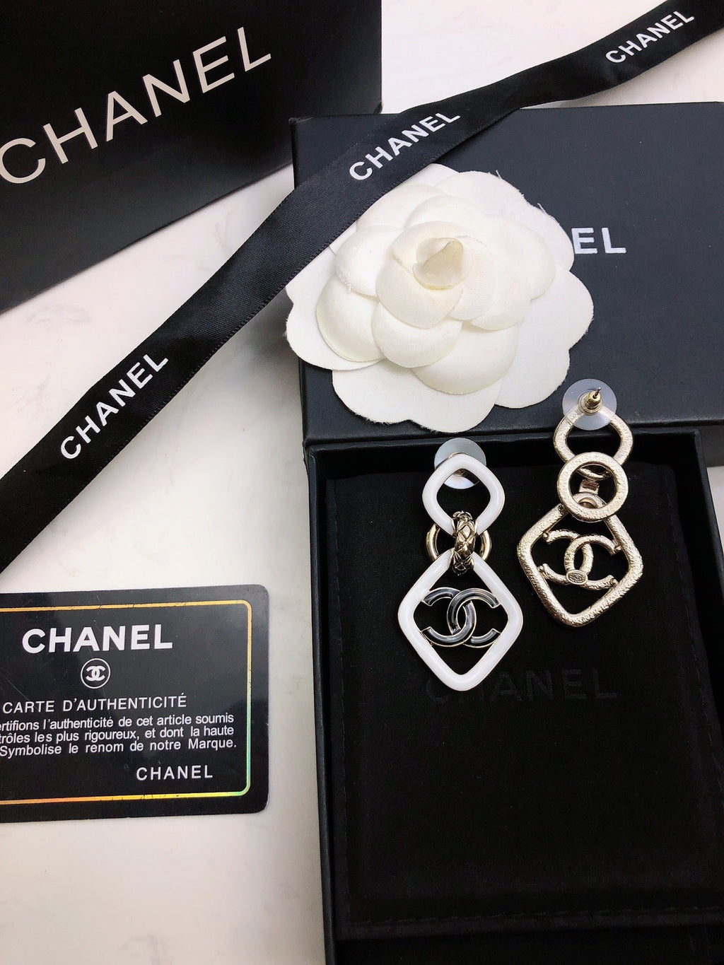 CHANEL Double-C Vintage Earrings