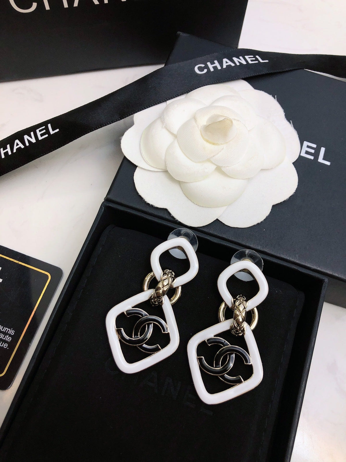 CHANEL Double-C Vintage Earrings