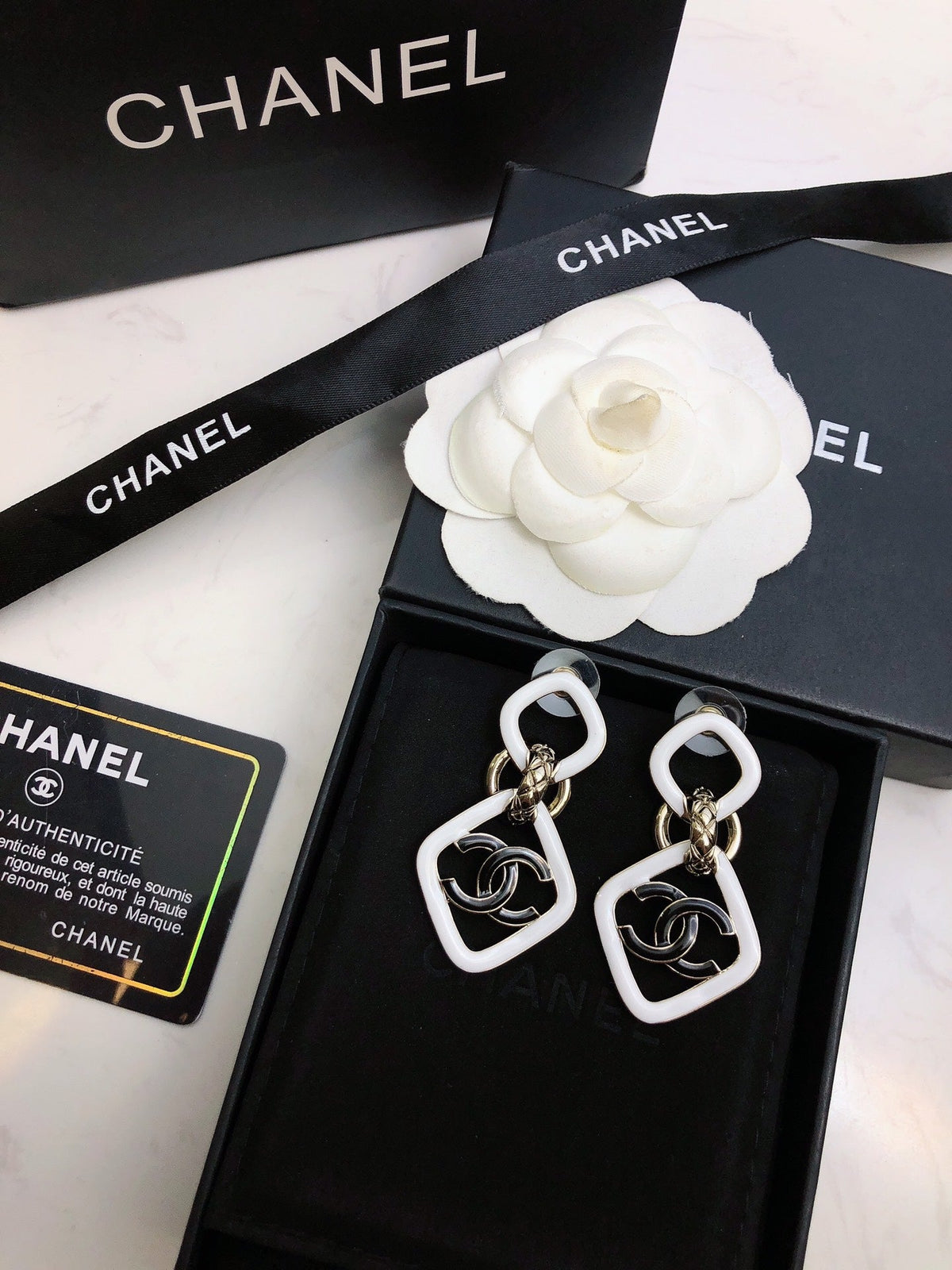 CHANEL Double-C Vintage Earrings