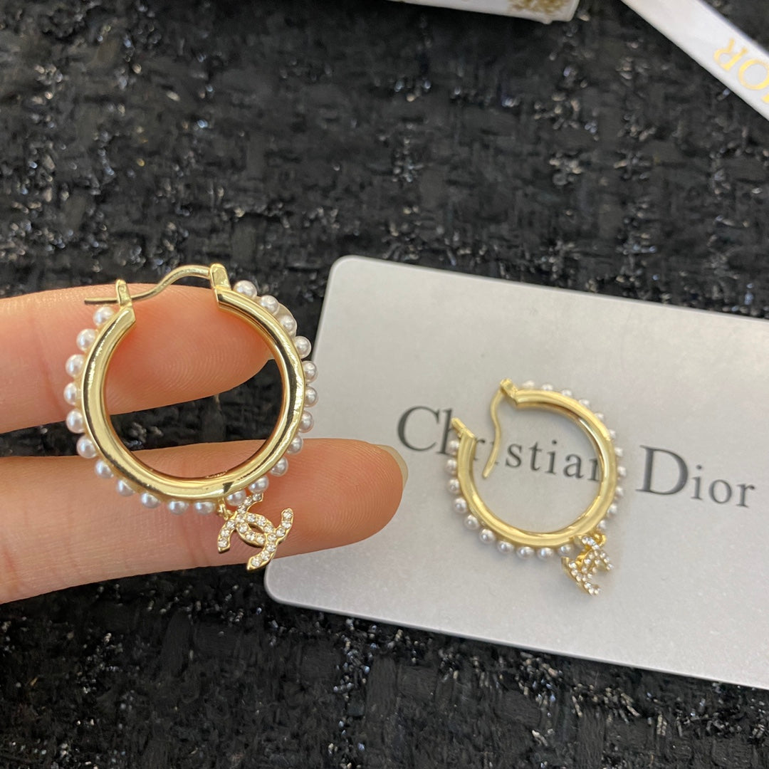 CHANEL Earrings