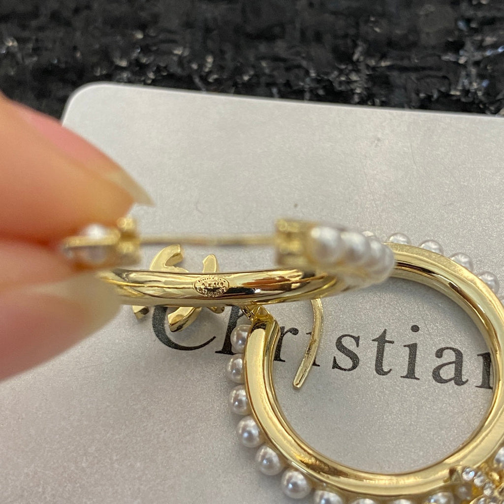CHANEL Earrings