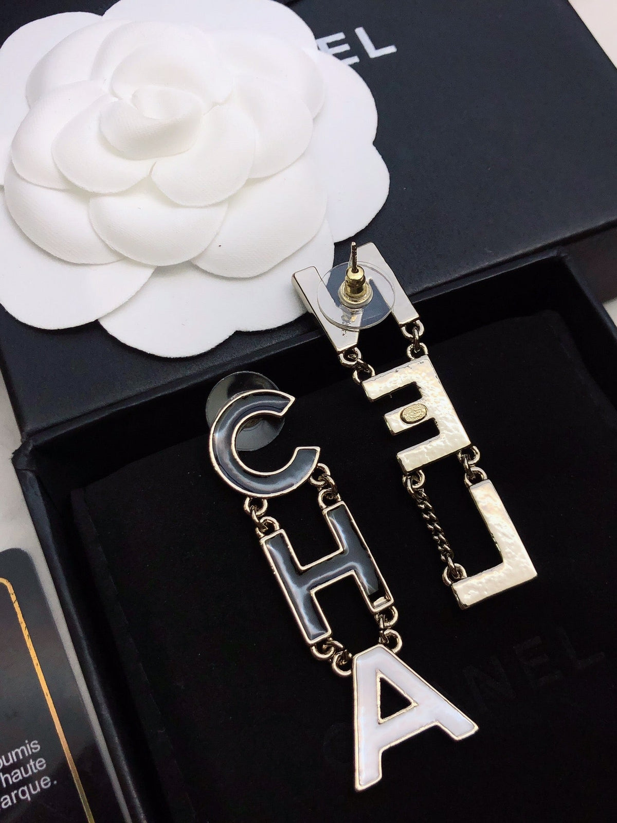 CHANEL P70 Earrings