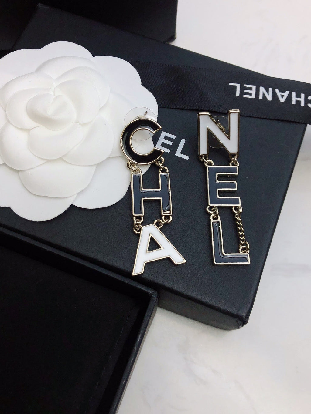 CHANEL P70 Earrings