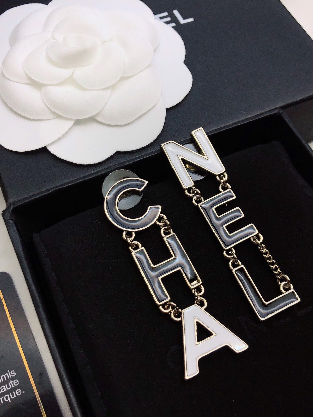 CHANEL P70 Earrings