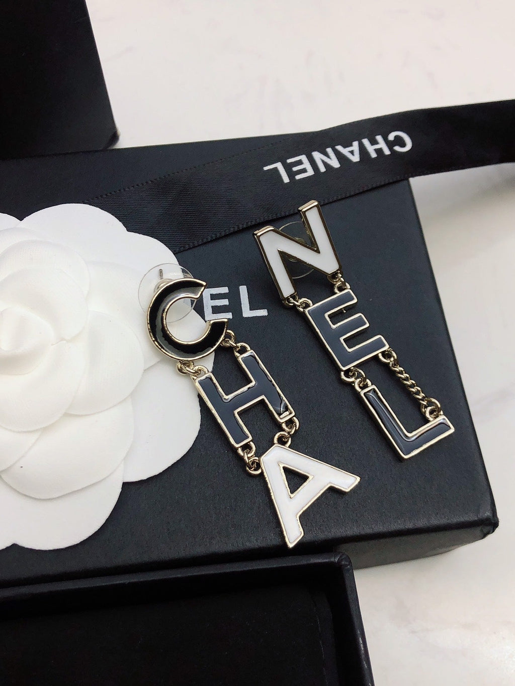 CHANEL P70 Earrings