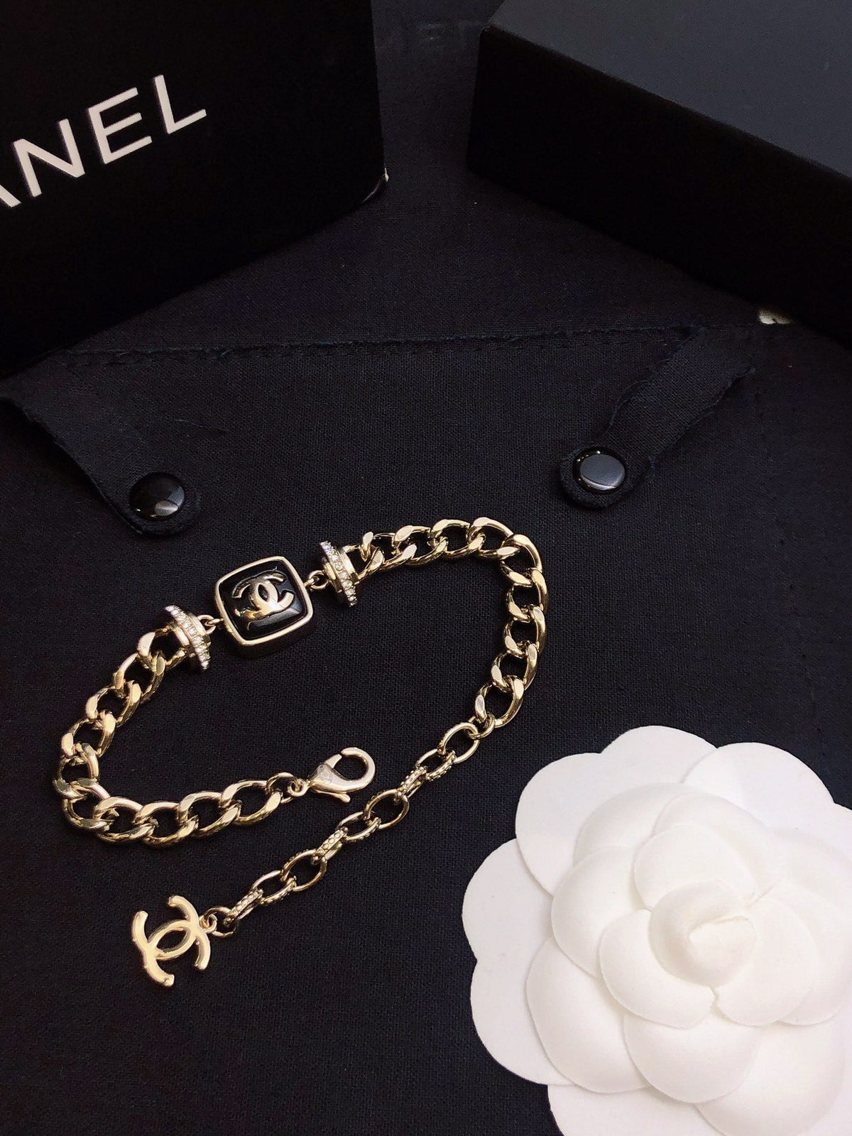 CHANEL Necklace