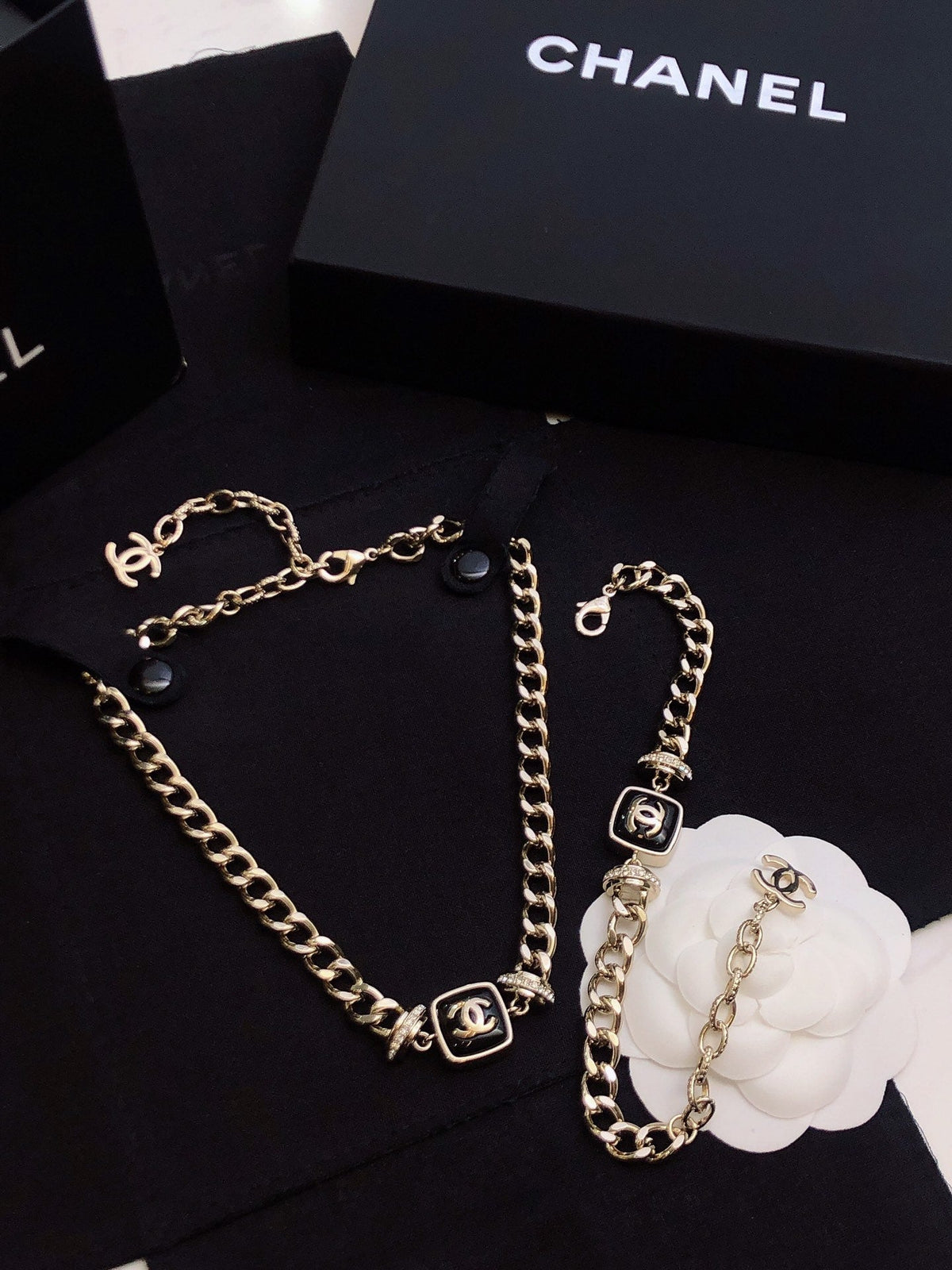 CHANEL Necklace