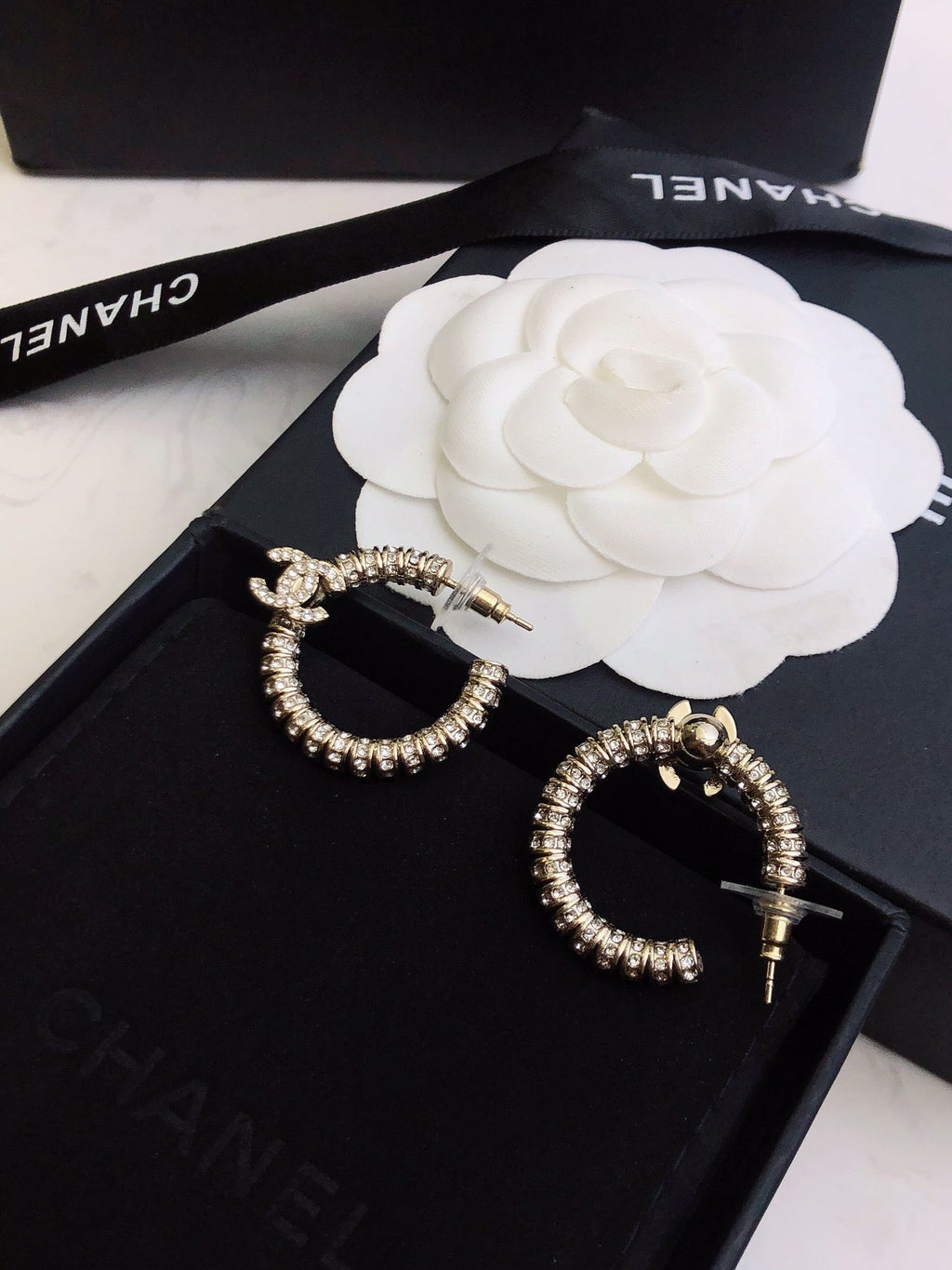 CHANEL Earrings