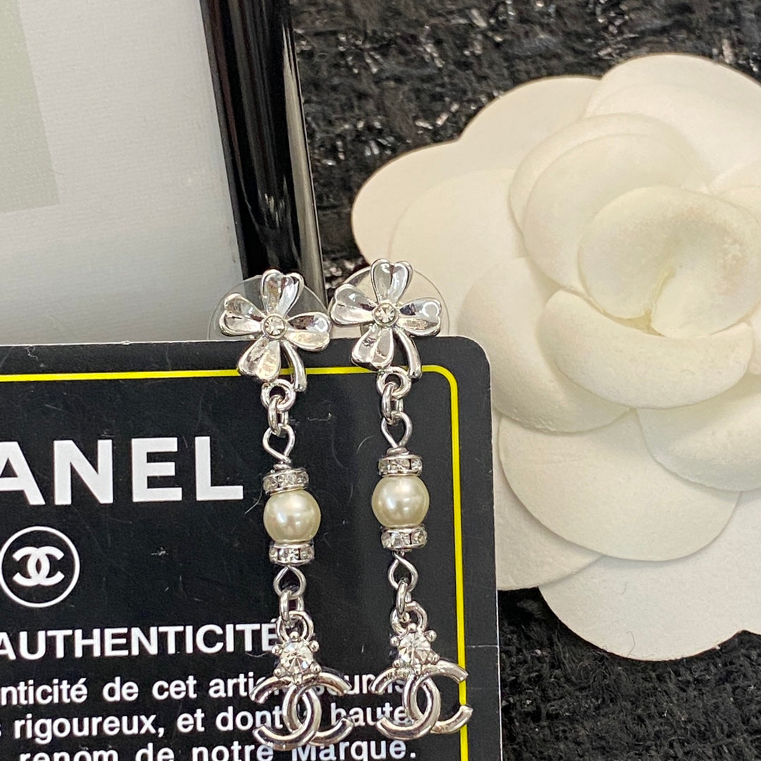 CHANEL Pearl Crystal Four-Leaf Clover Earrings