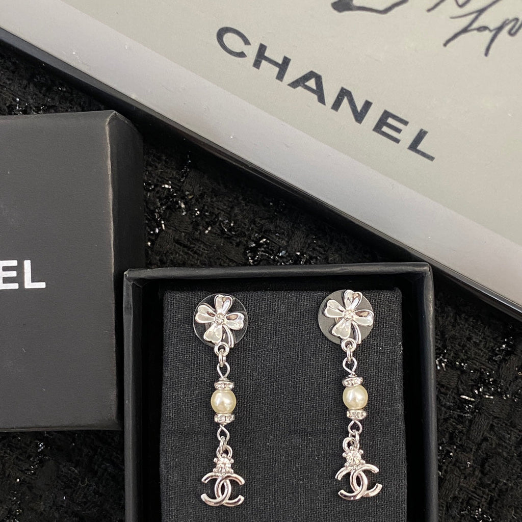 CHANEL Pearl Crystal Four-Leaf Clover Earrings
