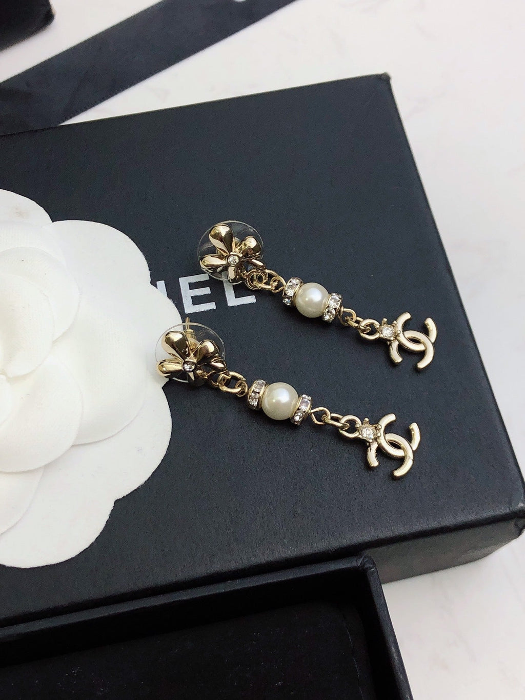 CHANEL Earrings