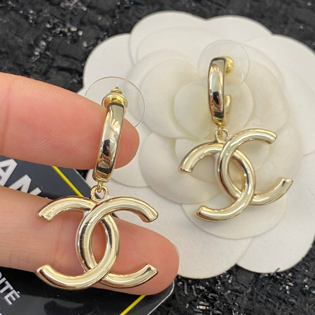 CHANEL Double-C Earrings