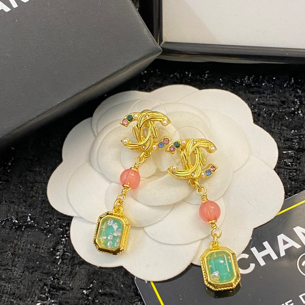 CHANEL Double-C Vintage Pendant Necklace
