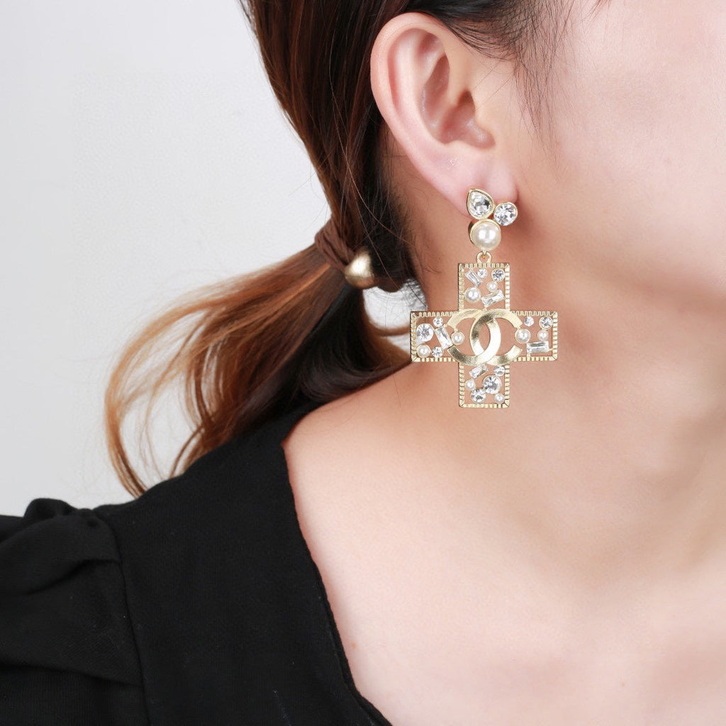 CHANEL Double-C Earrings