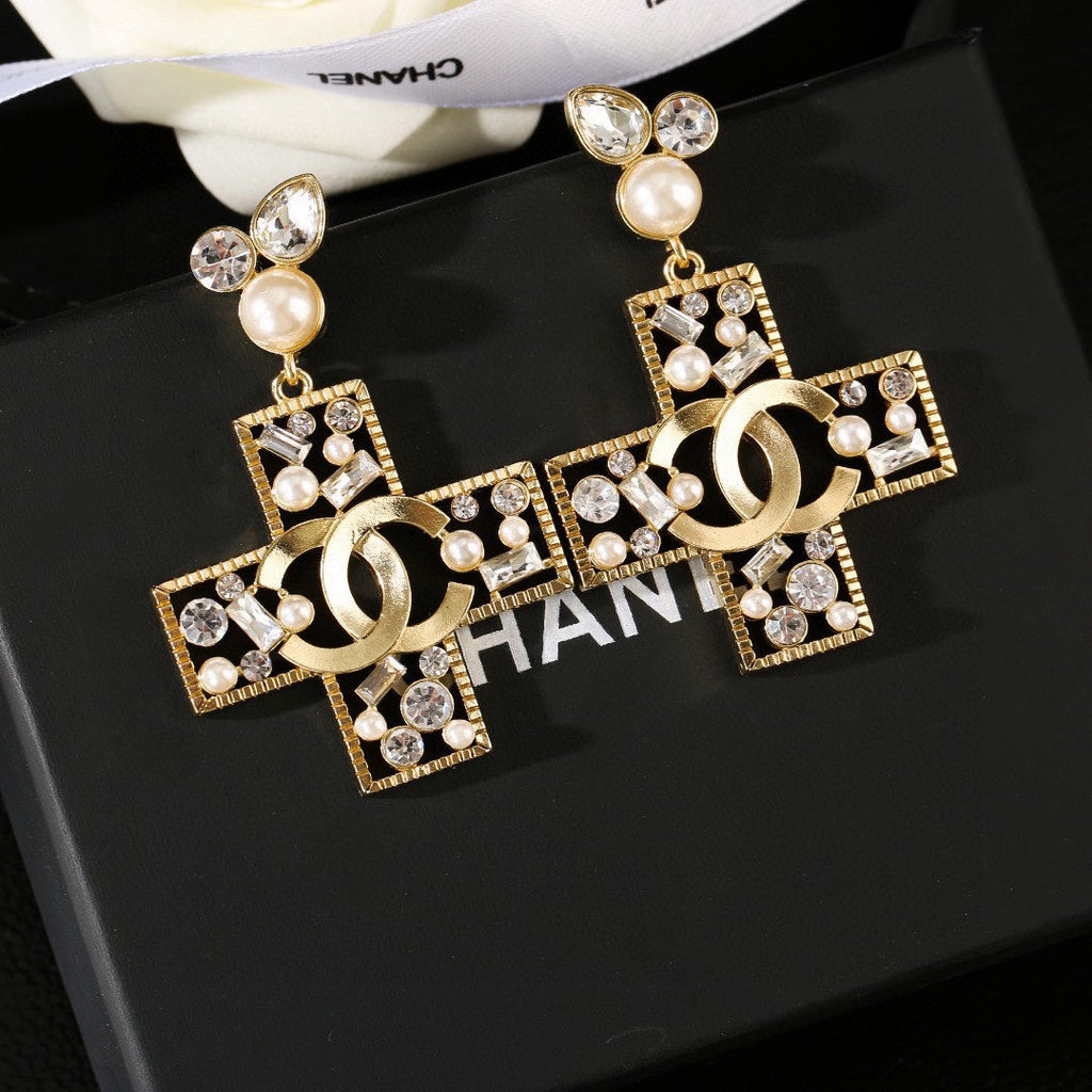 CHANEL Double-C Earrings
