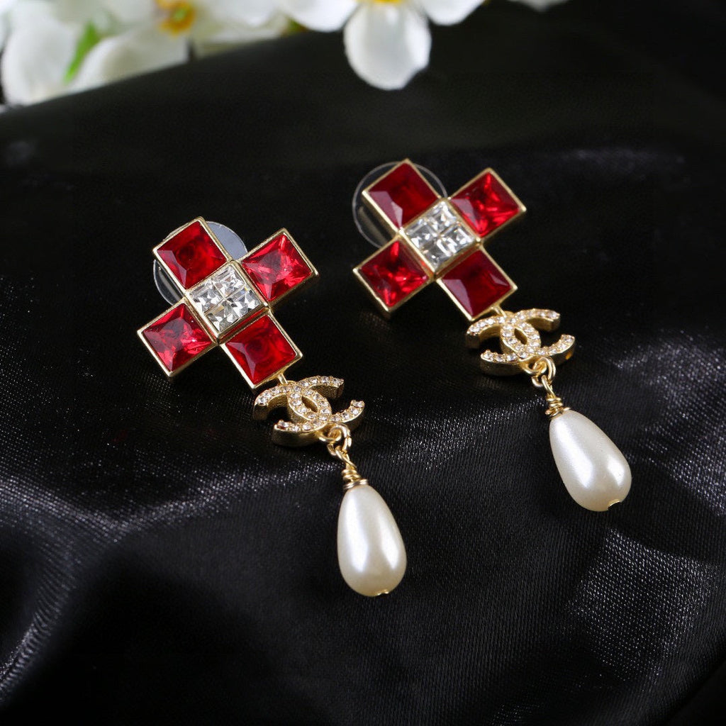 CHANEL P75 Earrings