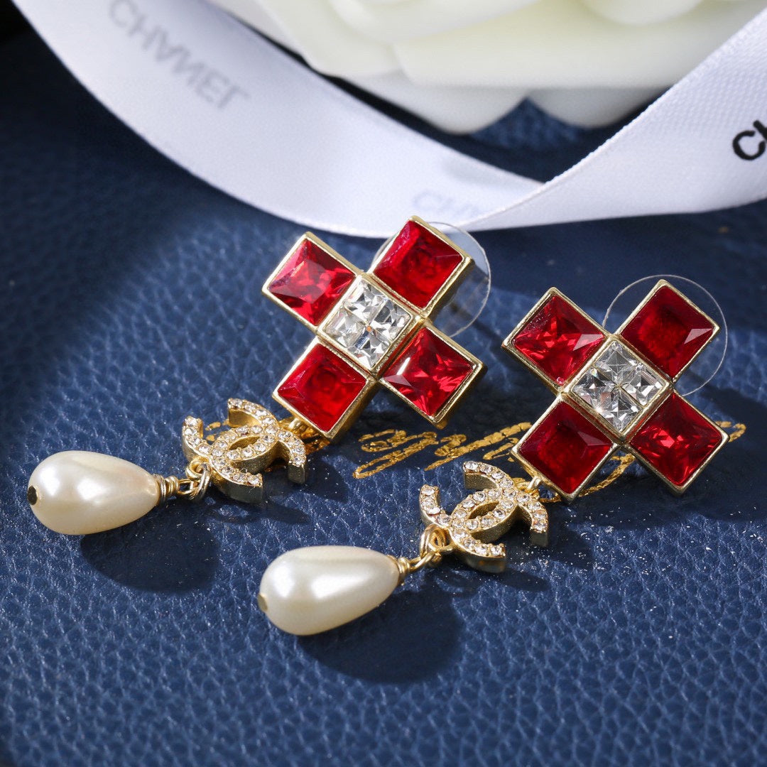 CHANEL P75 Earrings
