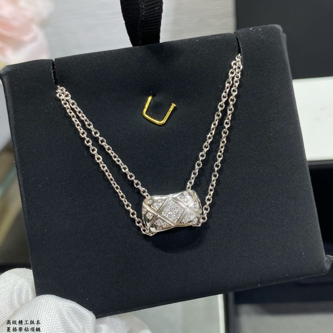 CHANEL P115 Crystal Necklace
