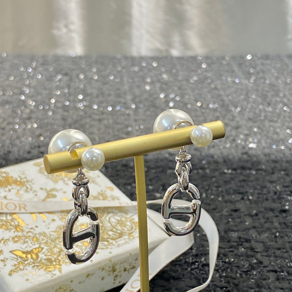 DIOR P65 Pearl Earrings