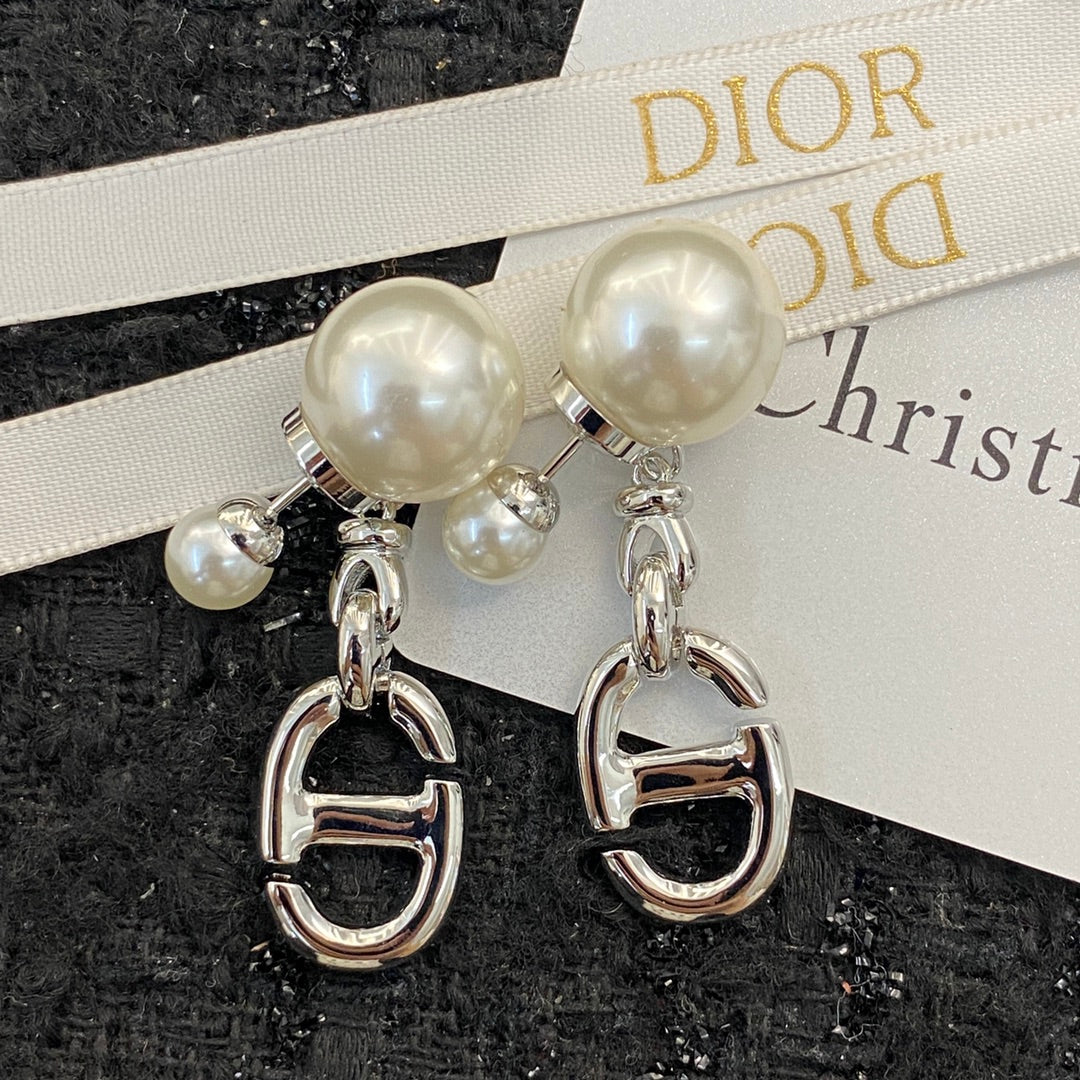 DIOR P65 Pearl Earrings