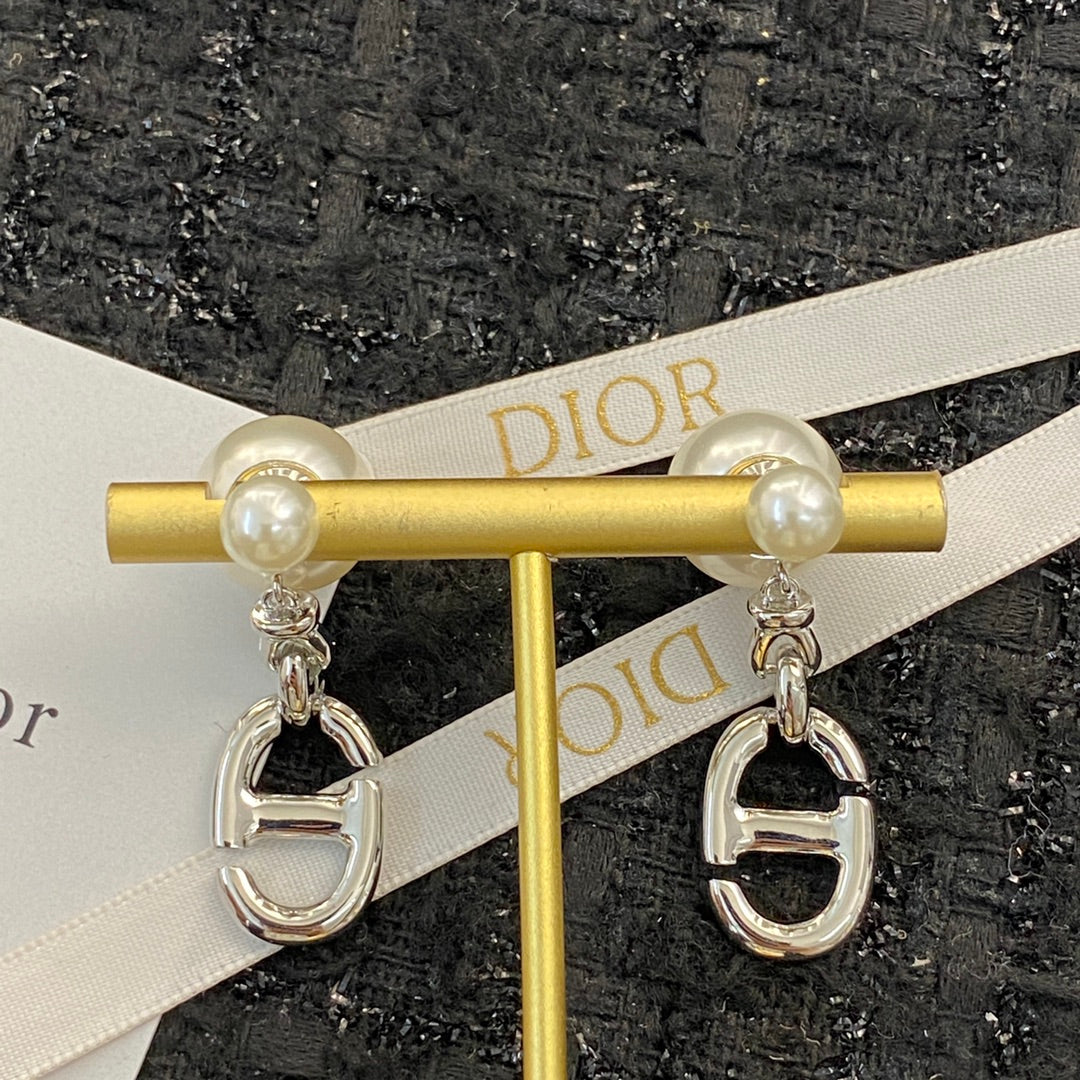 DIOR P65 Pearl Earrings