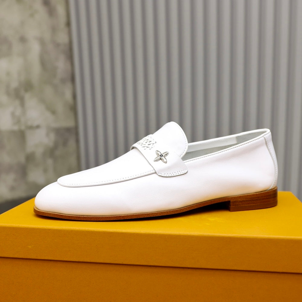 Louis Vuitton Men's Sneakers - Style 426001