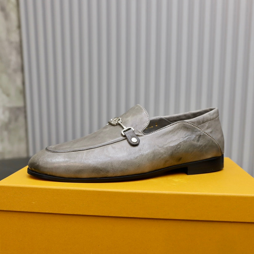 Louis Vuitton Men's Sneakers - Style 426001