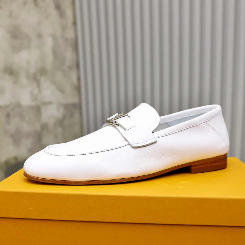 Louis Vuitton Men's Sneakers - Style 426001
