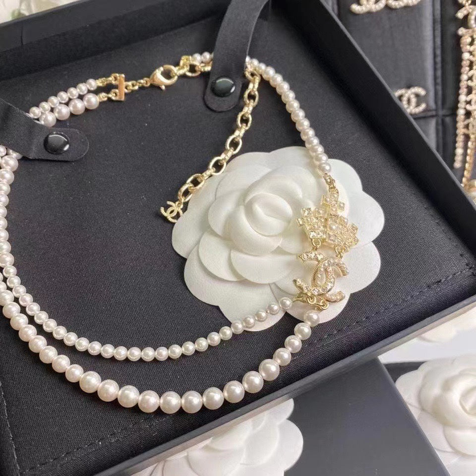 SWAROVSKI Pearl Crystal Necklace