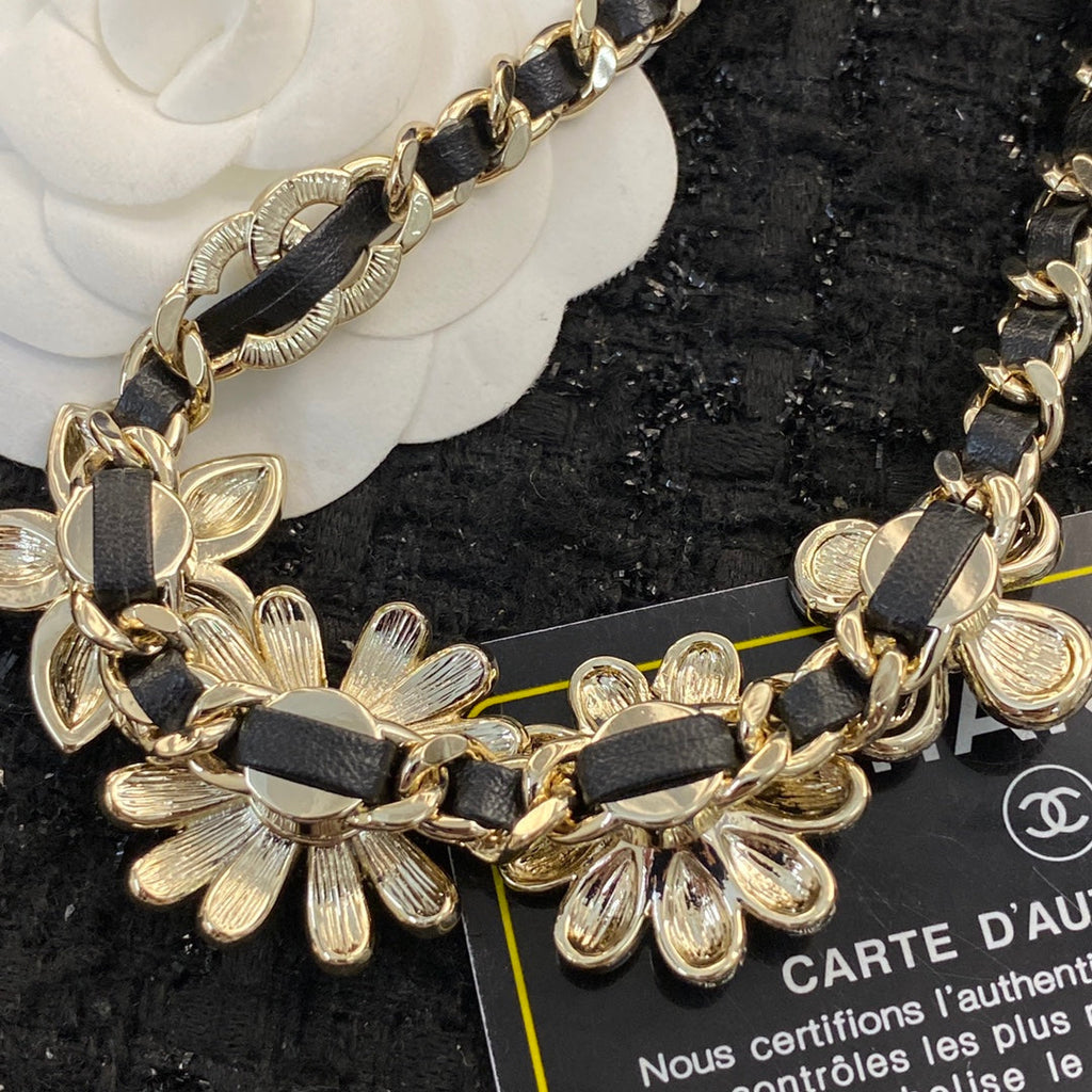 CHANEL P125 Vintage Choker Necklace