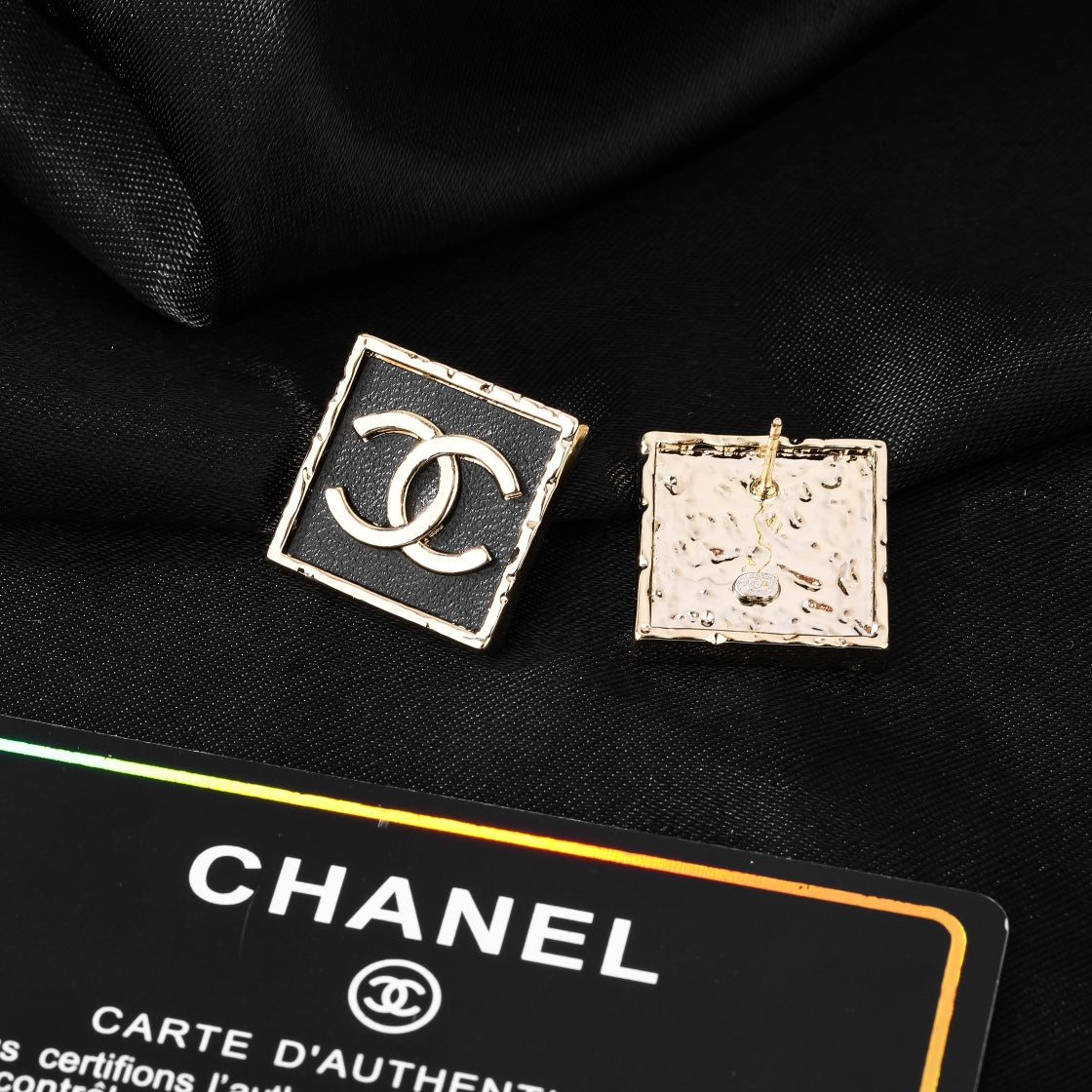 CHANEL Earrings